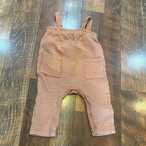 Grayson mini outfit 12 mos (3900) - Picture 1 of 3